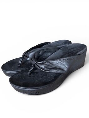VIONIC Arabella Toe Post wedge Ladies sandal Black excellent condition size 10